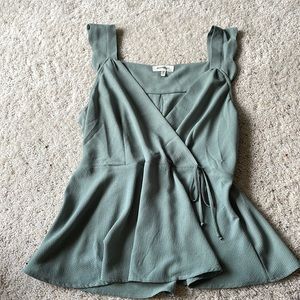 Monteau Size XL Tank Top